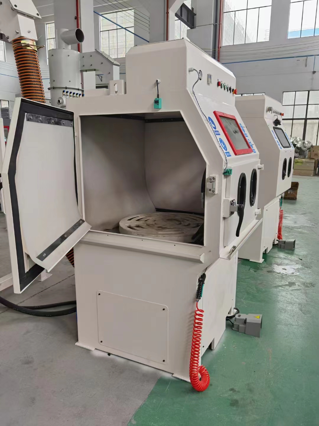 神农架移动式抛丸机的工作原理?